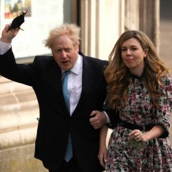 Newspapers reported that Boris Johnson marries “secretly”.