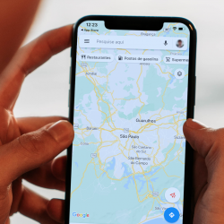 How to Download Offline Maps from Google Maps on iPhone