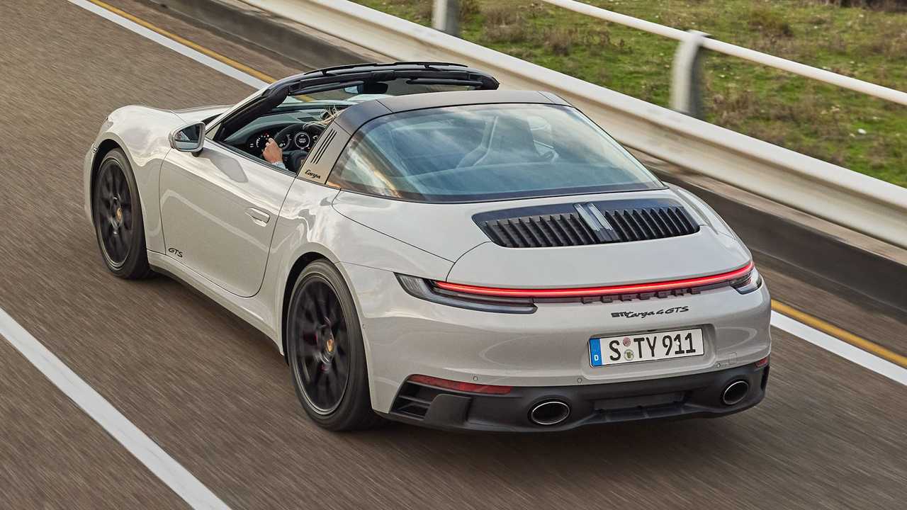 2022 Porsche 911 Targa 4 GTS Front 3/4