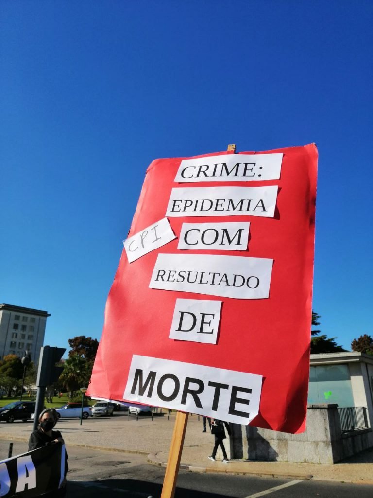 Demonstration against Health Minister Marcelo Quiroga in Lisbon, Portugal 3