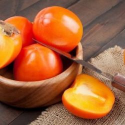 Persimmon: Learn about the seven benefits of this fruit for human health;  paying off