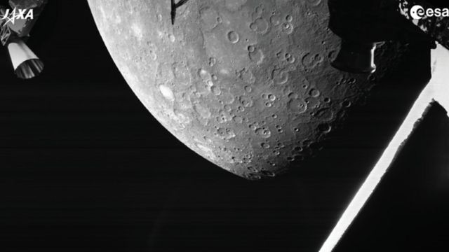 Black and white image of Mercury's surface