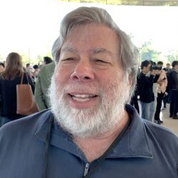 Apple co-founder reveals he can’t see what’s new in iPhone 13 |  cell phone