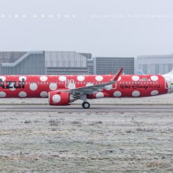 Azul plane takes off with a mini board for the first time surrounded by snow