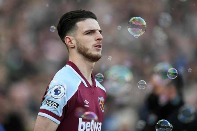 Declan Rice has a contract with West Ham until June 2024 (Picture: DANIEL LEAL / AFP)