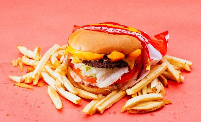 Eating Too Much Fast Food Can Destroy Your Chances of Getting Pregnant |  good look