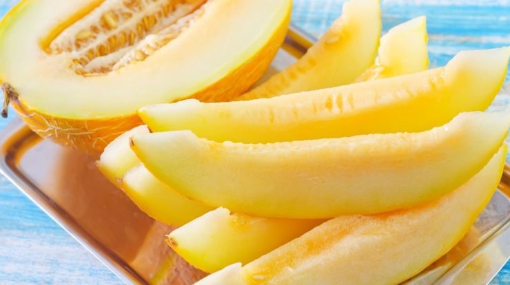 The best fruits that help empty the stomach