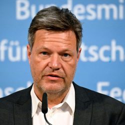 Minister: Germany temporarily controls a German branch of Russia’s Gazprom |  Economie