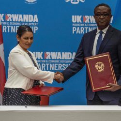 Rwanda Receives UK Deportees – 23/04/2022 – World