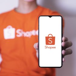 Thousands of products enter 5.5 clearance sale for Shopee