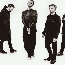 The editors detailed the new album, announced a tour and video release for “Karma Climb” – A Rádio Rock – 89.1 FM.