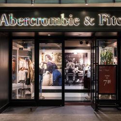 Abercrombie & Fitch expands UK delivery service