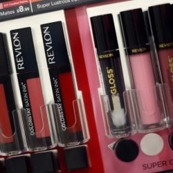 Revlon bankruptcy protection  Economie