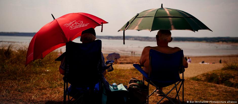 UK meteorologists expect the current national record of 38.7°C, set in 2019, to be broken on Tuesday, as 40°C is forecast for the first time.