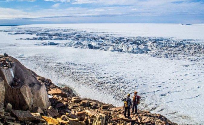 Global warming begins to melt the Eais, the largest ice sheet on Earth