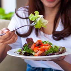 2 signs your diet is messing with your mental health