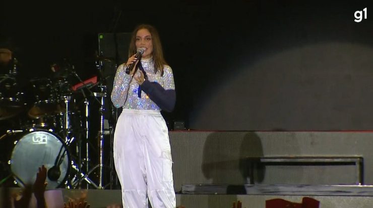 “My husband came here today,” Yvette Sangalo joked at FIB after a fan praised Dilsinho |  Winter Festival 2022