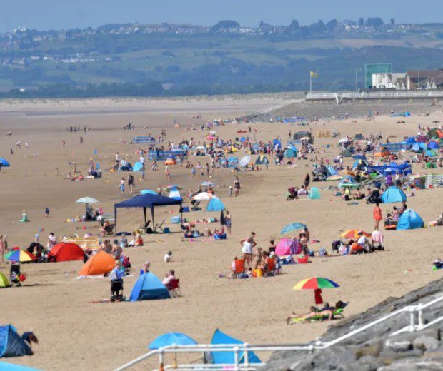 A British woman goes into labor on the sandy beach of Port Talbot, Wales (Image: Media Wales)