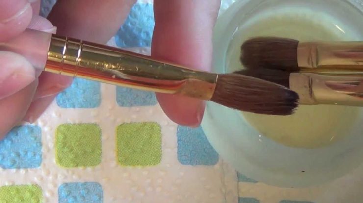 The Simple Way to Clean Your acrylic nail brushes