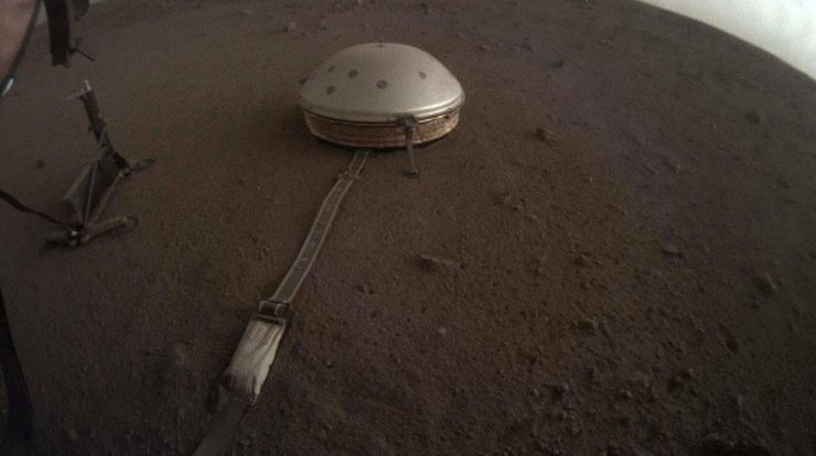 Listen to a meteor hit the surface of Mars in a NASA recording