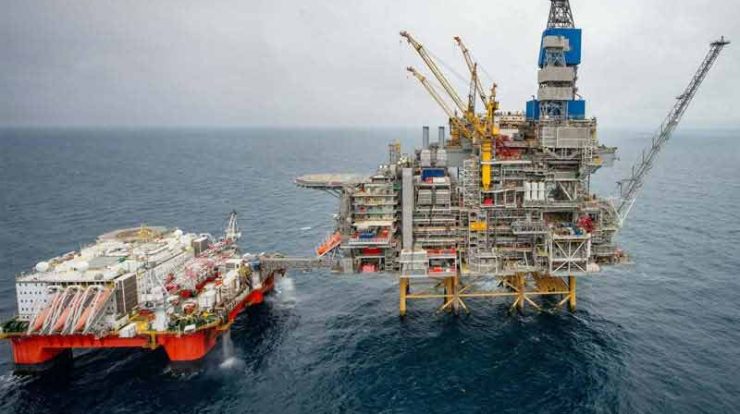 UK opens new oil auctions in the North Sea